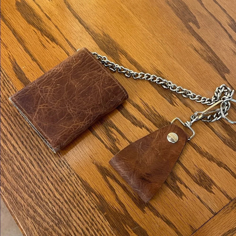 Sidekicks cowhide leather Brown Leather Bifold Wallet with Chain and Key Fob
